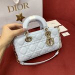 디올 (OC) 디조이 미니 백 Mini 리얼 양가죽 퀼팅 아이스 블루 0613