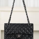 샤넬 (팬더) 클래식 플랩 블랙 실버 소가죽 백