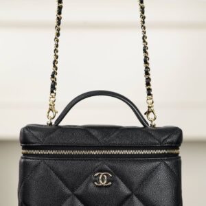 샤넬 (팬더) 25k 대리형 소가죽 LP 박스백 블랙 골드