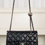 샤넬 (팬더) 25k 미니 블랙 골드 체인백 소가죽