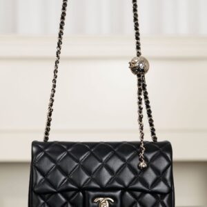 샤넬 (팬더) 25k 미니 블랙 골드 체인백 소가죽
