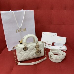 디올 (OC) 레이디 디올 미니 미니백 Mini 가죽 퀼팅 블랙 0636