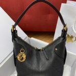 디올 (OC) 디올 보야주 미니 블랙 캐비어 가죽 백 미니백 Mini 캐비어 가죽 퀼팅 블랙 2845