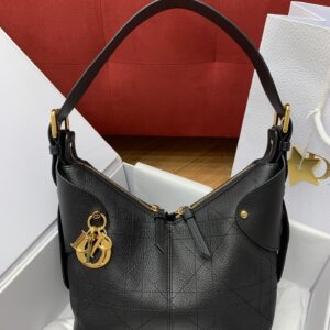 디올 (OC) 디올 보야주 미니 블랙 캐비어 가죽 백 미니백 Mini 캐비어 가죽 퀼팅 블랙 2845