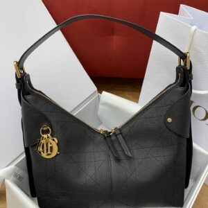 디올 (OC) 디올 보야주 중형 블랙 소가죽 토트백 중형 소가죽 입면 블랙 2845