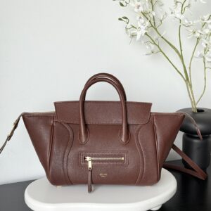 셀린느 (블랙프라임) 리저브 미니 숄더백 Mini 소가죽 브라운 124213