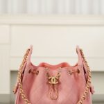 샤넬 (팬더) 25백 미니 핑크 스웨이드 백