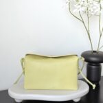 셀린느 (블랙프라임) 트리옴프 플랩 미니 백 Mini 소가죽 블랙프라임 블랙 0P862