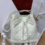 디올 (OC) 디-모션 핸드백 중형 양가죽 퀼팅 아이보리 2852