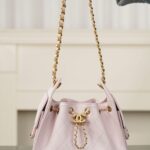 샤넬 (팬더) 25백 미니 캐비어 가죽 핑크