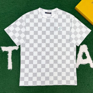 루이비통 [ 잔디집 ]  다미에 모노그램 자수 코튼 반팔 티셔츠