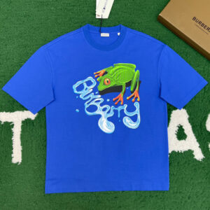 버버리 [ 잔디집 ] 프로그 레귤러 핏 반팔 티셔츠 “2COLOR”