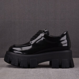 프라다 [CY공장]  모놀리스 브러쉬드 레더 레이스업