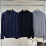 버버리 울 하프 집업 스웨터