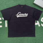 발렌시아가 【잔디집】 럭셔리 스크립트 오버사이즈 반팔 티셔츠（레어）