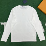 루이비통 【잔디집】 LV 롱 슬리브 티셔츠（레어）