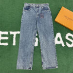 루이비통 【잔디집】 모노그램 자카드 스케이트 데님 팬츠（레어）