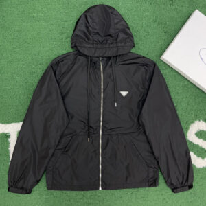 루이비통 【잔디집】 리나일론 후드 자켓（레어）