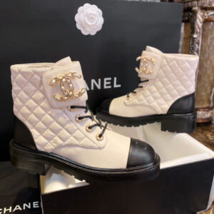 샤넬 [TJ공장] cc로고 퀄팅 레이스업 부츠