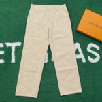 루이비통 【잔디집】 모노그램 엠보스드 스케이트 팬츠（레어）