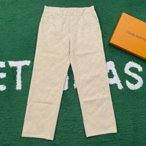 루이비통 【잔디집】 모노그램 엠보스드 스케이트 팬츠（레어）