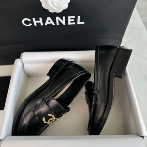 샤넬 【터보】 24s CC로고 까멜리아 로퍼（TJ공장）