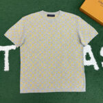 루이비통 【잔디집】 모노그램 프린트 반팔 티셔츠（레어）