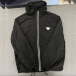 프라다 【터보공장】 트라이앵글 로고 리나일론 피우마 집업 자켓（TJ）