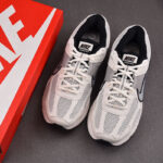 나이키 에어 줌 보메로 5