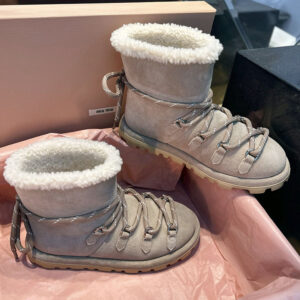 미우미우 【TJ공장】 스웨이드 부츠（터보）