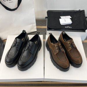 셀린느 트리옹프 레더 레인저스 로퍼