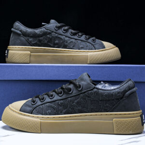 디올,스톤아일랜드