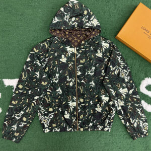 루이비통 【잔디집】 모노그램 리버서블 윈드브레이커（레어）