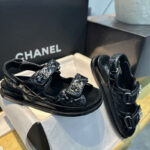 샤넬 【TJ공장】 25P CC로고 벨크로 샌들（터보）