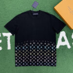 루이비통 【잔디집】 모노그램 라인스톤 크리스탈 그라디언트 엠벨리시드 반팔 티셔츠 (레어)