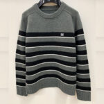 셀린느 트리옹프 울 스트라이프 니트 스웨터