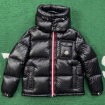 몽클레어 【잔디집】 Montbeliard 몽벨리아르 후드 숏 다운 패딩 자켓（레어）