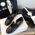 샤넬 25B CC로고 리본 메리 제인 슈즈 램스킨 블랙