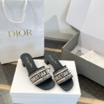 디올 디웨이 Dway 힐 뮬 슬라이드