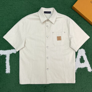 루이비통 【잔디집】 VVN 라벨 실크 블렌드 쇼트 슬리브드 셔츠（레어）