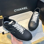 샤넬 【TJ공장】 25P 스니커즈 CC로고 블랙/화이트 （터보）