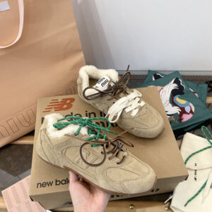 미우미우 뉴발란스,