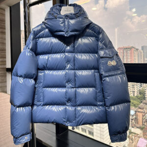 몽클레어 마야 Maya 70 숏 다운 패딩 자켓