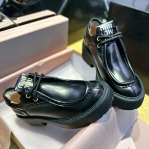 미우미우 【터보】 가죽 레이스업 더비 슈즈（TJ공장）