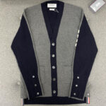 톰브라운 【터보공장】 （TJ） 4-Bar 사선완장 하프 가디건