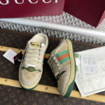 구찌 【잔디집】 GG 캔버스 스크리너 뮬（레어）