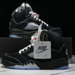 나이키 [Y3공장]  에어조던5 레트로 OG “블랙 메탈릭”