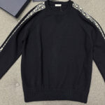 디올 (TJ공장) 【터보】 오블리크 인서트 니트 스웨터