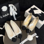 샤넬 투톤 램스킨 발레리나 플랫 슈즈