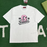 구찌 【잔디집】 빈티지 로고 프린트 반팔 티셔츠（레어）